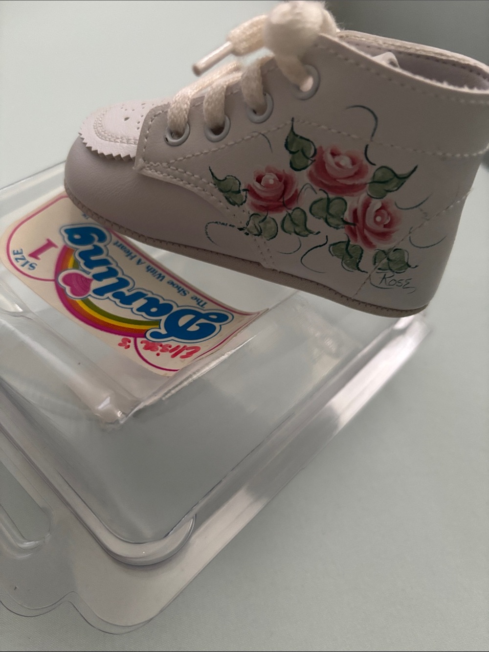 DARLING VINTAGE BABY GIRL CRIB SHOES - Picture 5 of 6